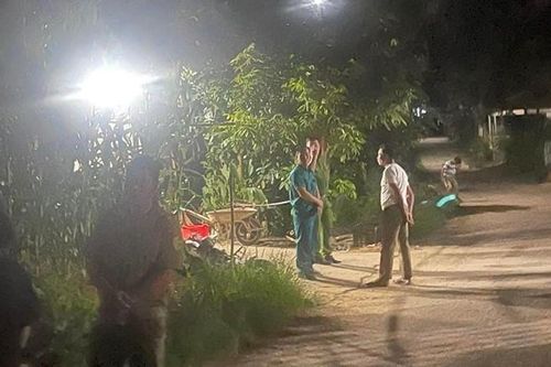 Yên Bái: Bắt nghi phạm đâm tử vong con gái