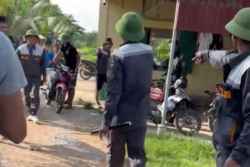 Điều tra vụ dân tố bị 'côn đồ' hành hung khi làm ở đầm tôm