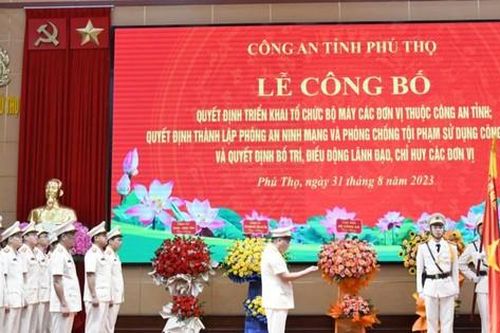 Bản tin 8H: Công bố quyết định của Bộ Công an về tổ chức bộ máy Công an tỉnh Phú Thọ