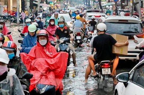 Nam Bộ đón mưa lớn diện rộng trong kỳ nghỉ lễ