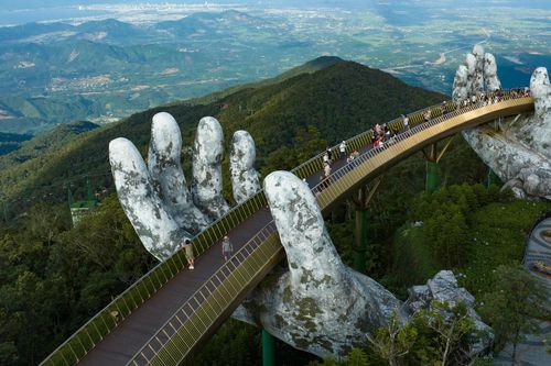 Sau 5 năm, Cầu Vàng vẫn duy trì sức hút đặc biệt