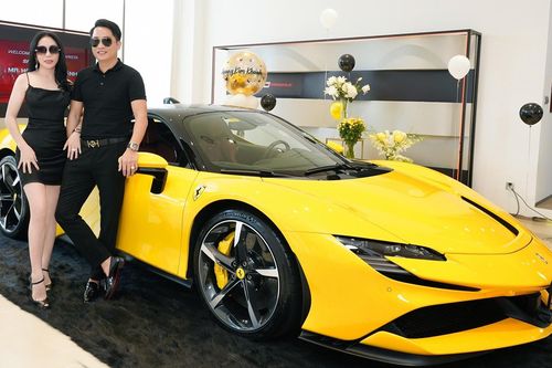 Đại gia Hoàng Kim Khánh tậu siêu xe Ferrari SF90 Stradale trị giá hơn 40 tỷ