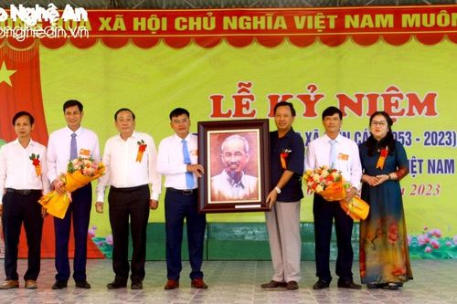 Xã Diễn Cát (Diễn Châu) kỷ niệm 70 năm thành lập