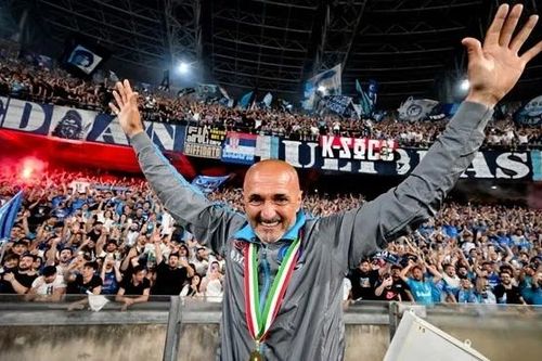 Đội tuyển Italia: Thay tướng liệu có đổi được vận?