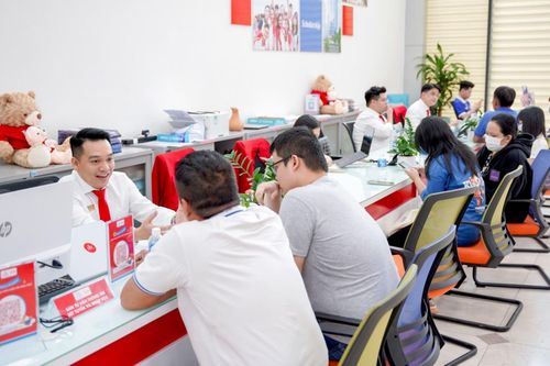 TP Hồ Chí Minh: Nhiều hoạt động hỗ trợ sinh viên, học sinh năm học mới