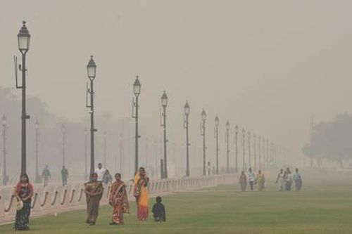 Người dân New Delhi giảm 12 năm tuổi thọ do chất lượng không khí kém