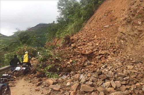 Hà Giang: Nối lại giao thông từ trung tâm huyện Mèo Vạc tới 3 xã biên giới sau mưa lũ