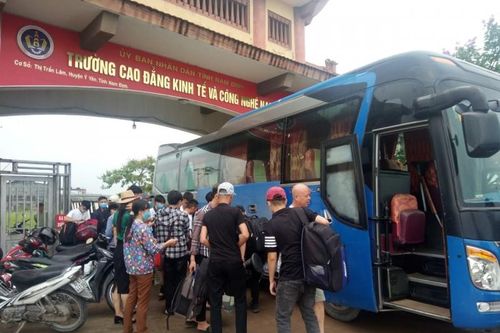 Hộp thư ngày 1/9: Biến học sinh thành công nhân tăng ca tại khu công nghiệp, phản ánh về HNFoods, FPT