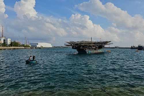 Dịch vụ hậu cần giúp ngư dân yên tâm vươn khơi bám biển