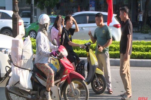 Công an TP Thanh Hóa lập chốt kiểm tra, xử lý nghiêm các trường hợp vi phạm TTATGT dịp 2-9