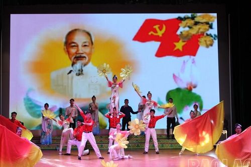 Lắng đọng cảm xúc trong đêm nhạc 'Thanh âm mùa thu'