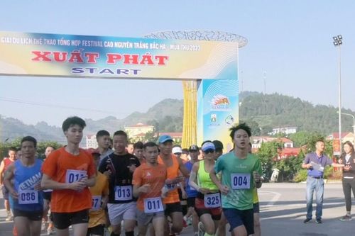 Sôi động Giải Marathon vượt núi Tây Bắc - Lào Cai năm 2023