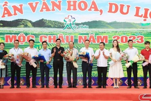 Tuần văn hóa du lịch Mộc Châu năm 2023: Rộn ràng ngày hội trên cao nguyên