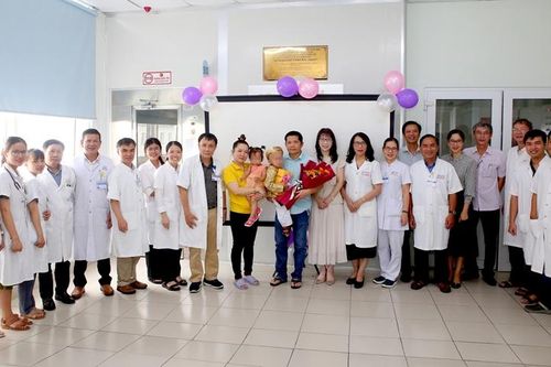 Bệnh nhi 4 tuổi được cứu sống bằng kỹ thuật ghép tế bào gốc