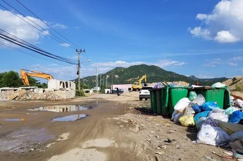 Đà Nẵng: Dân sống mòn vì bụi mù mịt tại dự án đường 700 tỷ làm mãi không xong