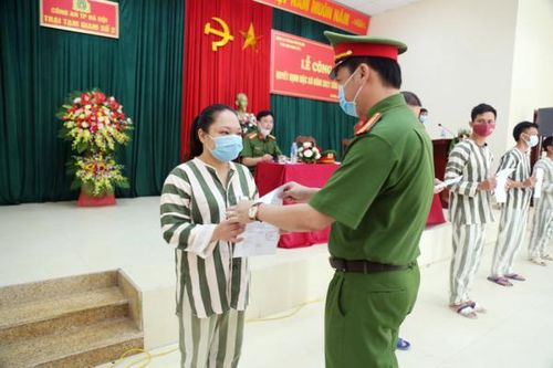 Lại vẽ trò bôi lem chính sách nhân văn, nhân đạo