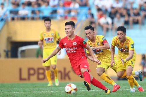 V.League trước mùa giải mới: Những 'con sóng' dồn dập
