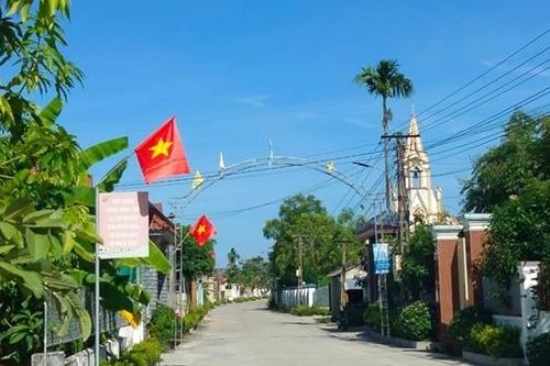 Rực rỡ sắc cờ tại các cơ sở tôn giáo dịp Quốc khánh 2/9