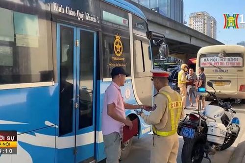 Xử lý nghiêm xe khách dừng đón trả khách sai quy định
