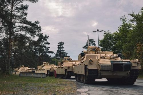 Politico: Ukraine sẽ được Mỹ 'bơm' xe tăng chiến đấu Abrams trong vài tuần tới
