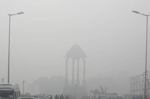Ô nhiễm không khí khiến người dân New Delhi giảm 12 năm tuổi thọ