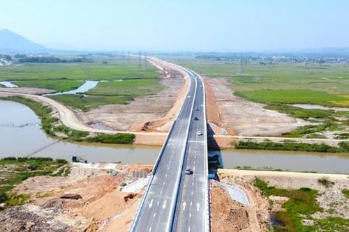 Thông xe cao tốc nối Thanh Hóa - Nghệ An, không ít người nhầm lối ra