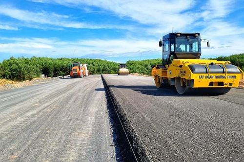 Cận cảnh đại công trường cao tốc nghìn tỷ qua Quảng Trị