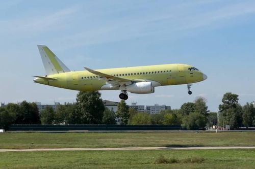 SJ-100 hay SJ-75: Liệu có tương lai cho máy bay Superjet được 'Nga hóa'?