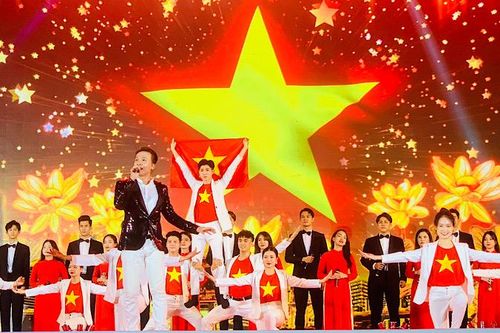 'Giai điệu tự hào' sôi động trên thành phố Cảng