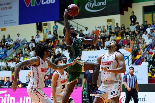 Thang Long Warriors vượt qua 'phép thử' Cantho Catfish