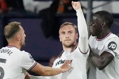 HLV David Moyes phấn khích khi West Ham bay cao trên ngôi đầu