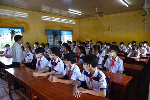 Đồng Tháp linh hoạt điều chuyển giáo viên cho năm học mới