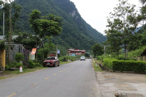 Ngày mới ở Trường Hà