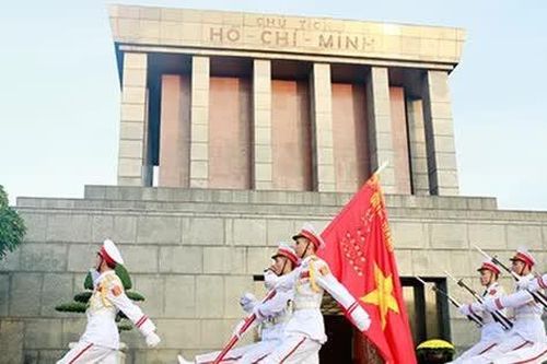 Xúc động lễ chào cờ ngày 2/9, tại quảng trường Ba Đình