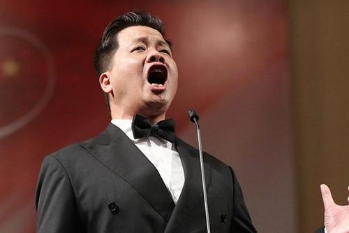 'Áo mùa đông' qua tiếng hát hào hùng, cuộn trào của NSƯT Đăng Dương