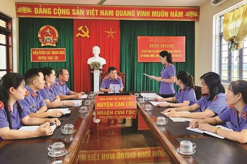 Xứng danh màu áo thiên thanh trên quê hương Xô Viết