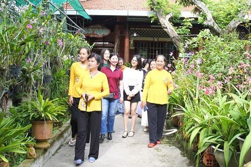 Xây dựng thương hiệu homestay phát triển du lịch vùng sông nước Cửu Long