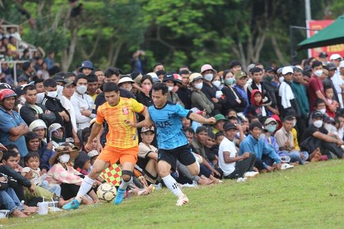 Bữa tiệc bóng đá ngày Quốc khánh của người dân huyện Đak Đoa