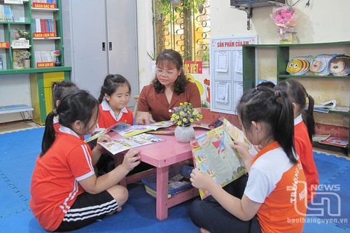 Từ 'Bình dân học vụ' đến 'Học không bao giờ cùng'