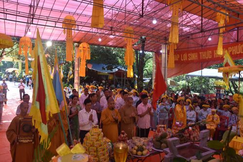 Hải Dương: Đại Lễ dâng hương kỷ niệm 312 năm Đệ nhị Đức thánh tổ Tông Diễn hiệu Chân Dung nhập niết bàn (Phật lịch 2567 – Dương lịch 2023)