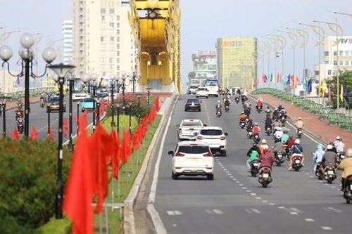 'Thủ phủ miền Trung' sôi nổi các hoạt động và nhộn nhịp du khách mừng Quốc khánh