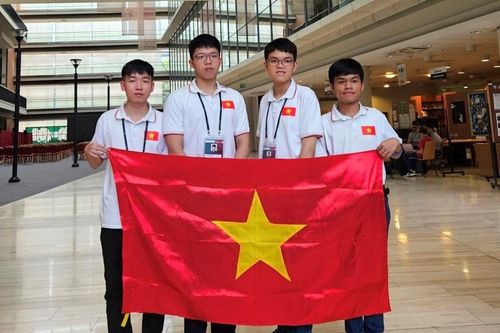 Học sinh Việt Nam đoạt 4 huy chương tại Olympic Tin học quốc tế năm 2023