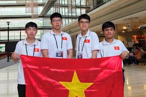 Toàn bộ học sinh Việt Nam dự thi giành huy chương Olympic tin học quốc tế
