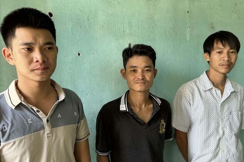 Bộ ba điều hành đường dây đánh bạc qua mạng xã hội