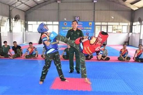 Những 'cô gái vàng' của LLVT tỉnh Đồng Nai