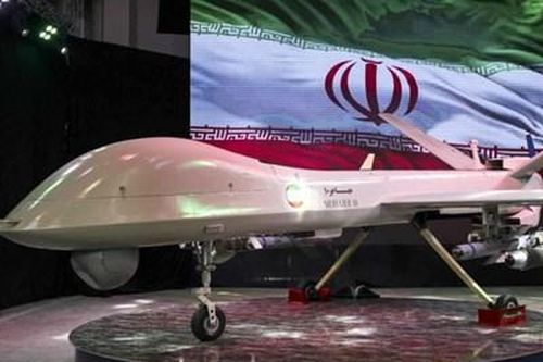 Iran ra mắt UAV Mojaher-10