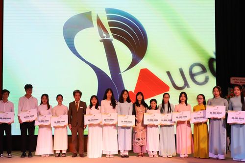 Thu hút, trọng dụng nhân tài: Than hồng nhen thành ngọn lửa