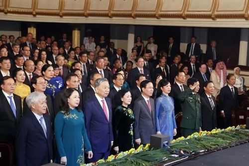 Nhà ngoại giao nước ngoài nói về Việt Nam nhân ngày Tết Độc lập