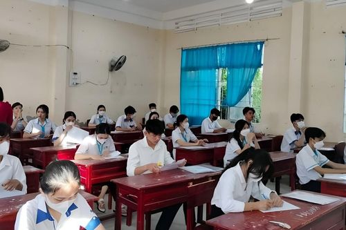 Tuyệt đối không để thiếu sách giáo khoa, tăng giá bất hợp lý trong khai giảng năm học tại Cà Mau - Bạc Liêu