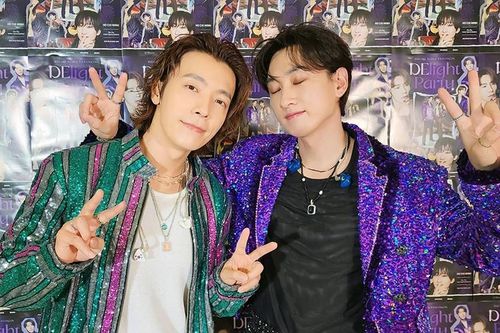 Donghae, Eunhyuk nói 'anh yêu em', đòi ăn phở gây phấn khích ở TP.HCM